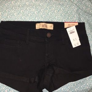 Black hollister shorts